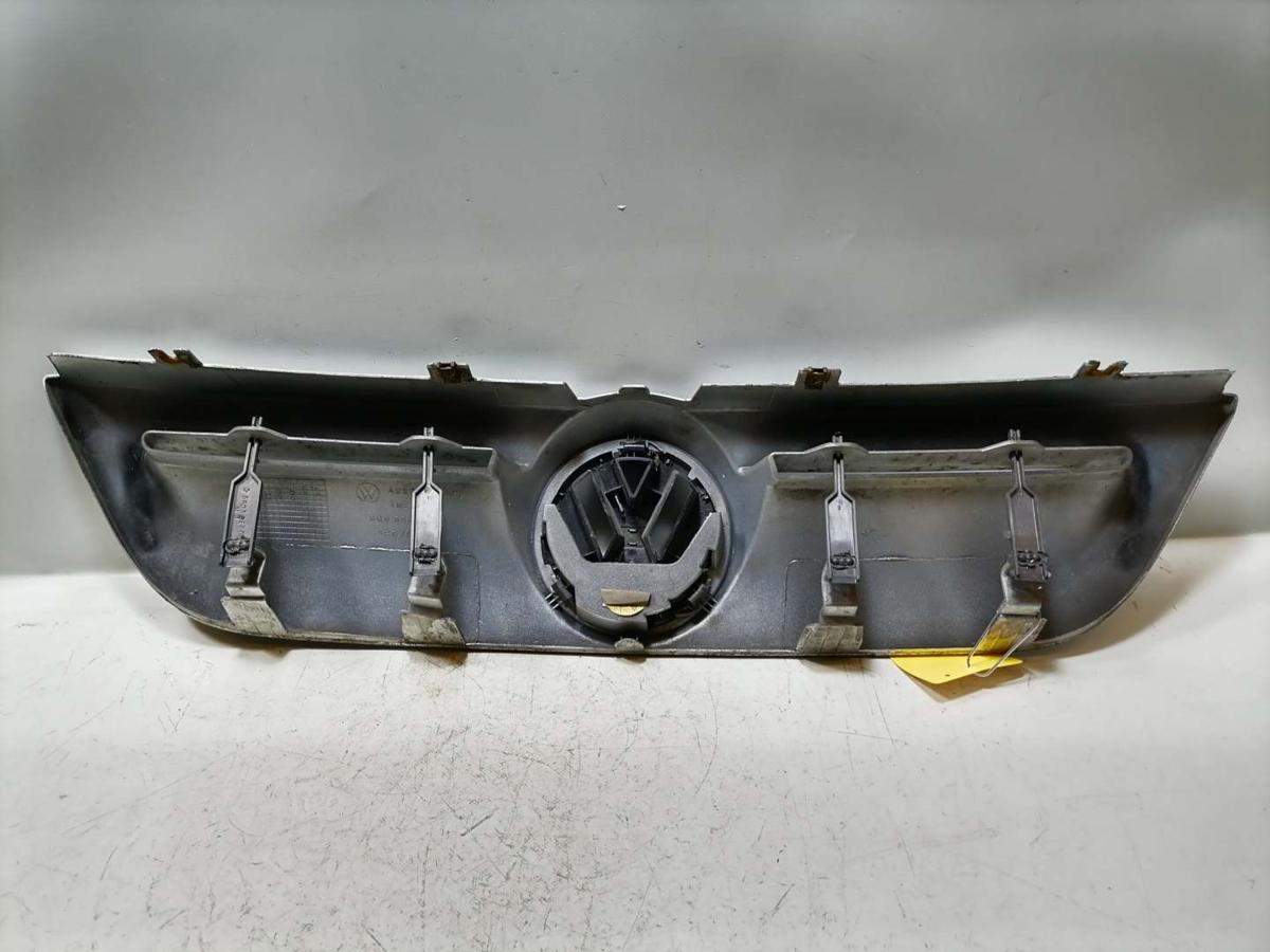 VW Polo 9N3 original K&uuml;hlergrill Bj.2008